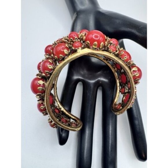 Zara Red Resin Accent Chunky Cuff Bracelet Gold Tone Open-Ended Design NWOT - Picture 8 of 10